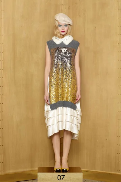 Look 7